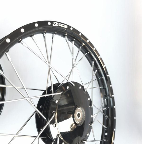 Racing Boy (RCB) - Wheels Honda C50 with RCB rims 1.4/1.6 black hubs ,drilled